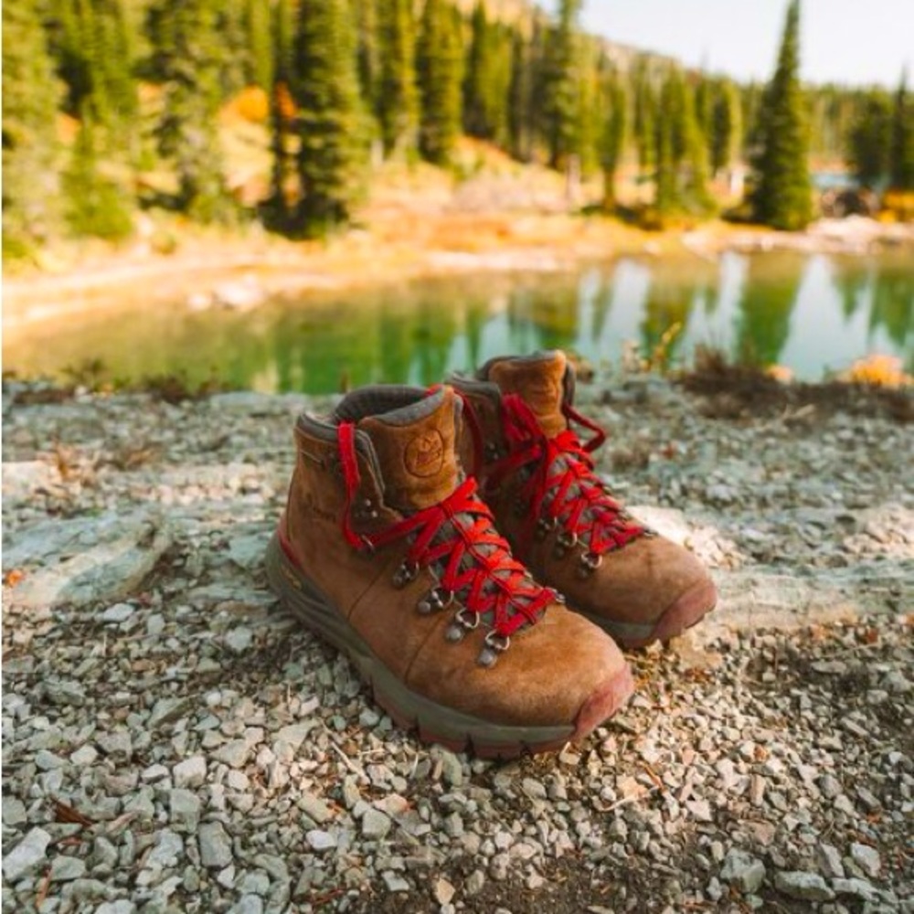 Danner 600 women’s hiking boots size 7